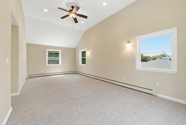 43 Ransom Rd, Framingham, MA 01702