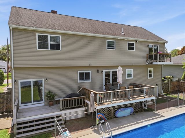 43 Ransom Rd, Framingham, MA 01702