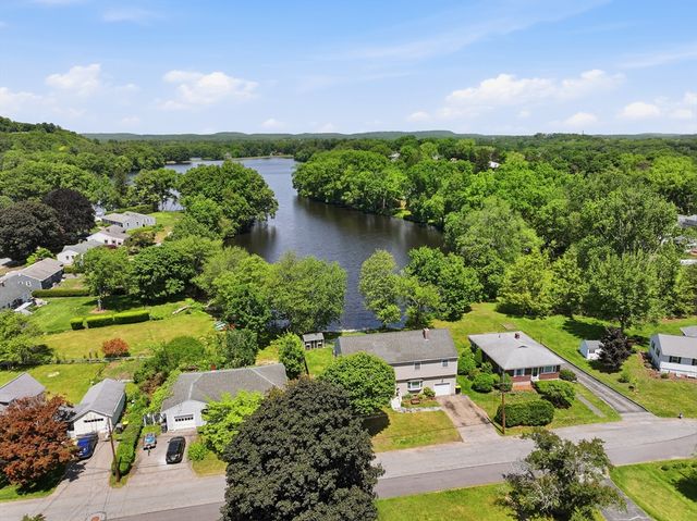 43 Ransom Rd, Framingham, MA 01702