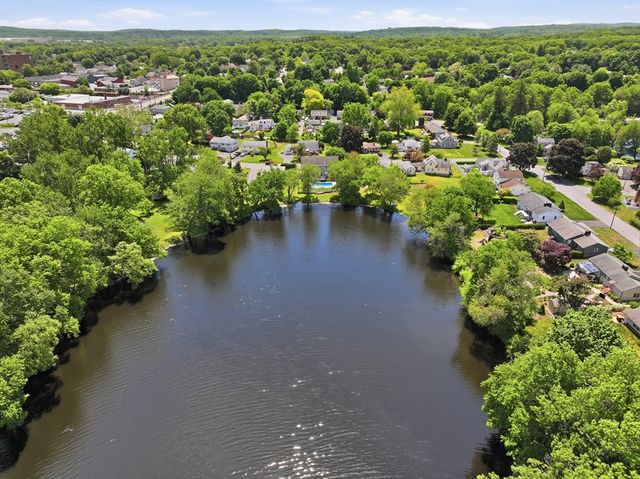 43 Ransom Rd, Framingham, MA 01702