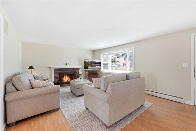 43 Ransom Rd, Framingham, MA 01702