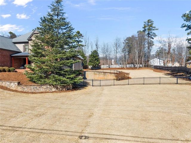 1875 Southers Circle, Suwanee, GA 30024