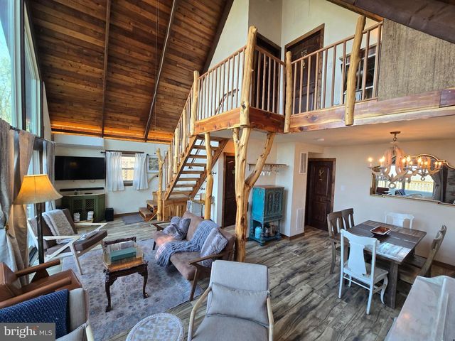 1614 HIGH TOP RD, Linden, VA 22642