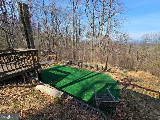 1614 HIGH TOP RD, Linden, VA 22642