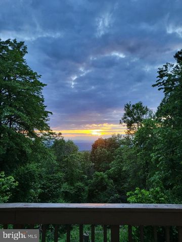 1614 HIGH TOP RD, Linden, VA 22642