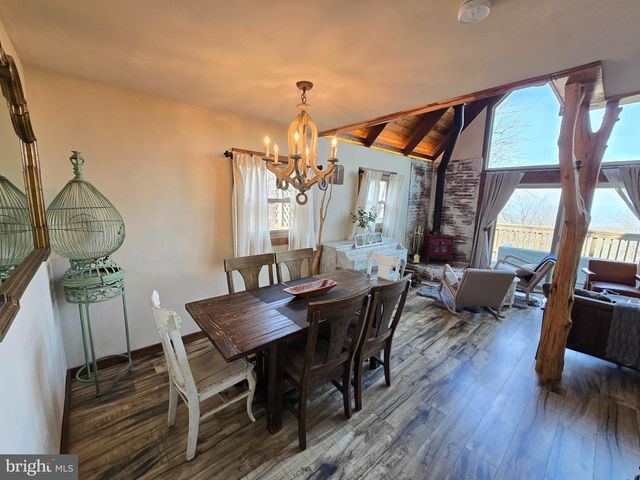 1614 HIGH TOP RD, Linden, VA 22642