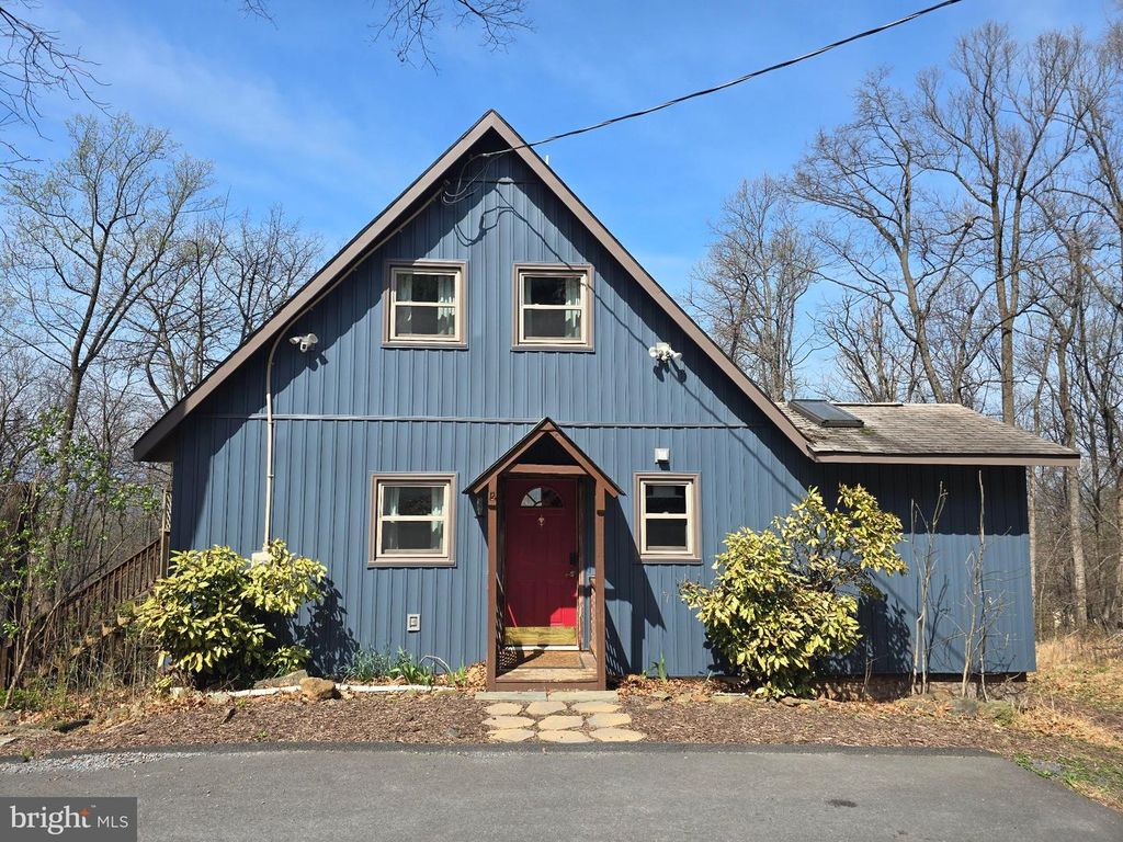 1614 HIGH TOP RD, Linden, VA 22642