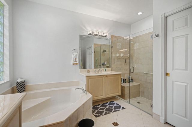 7308 Cortes Lake Drive Drive, Delray Beach, FL 33446