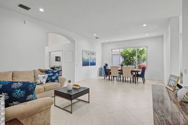 7308 Cortes Lake Drive Drive, Delray Beach, FL 33446