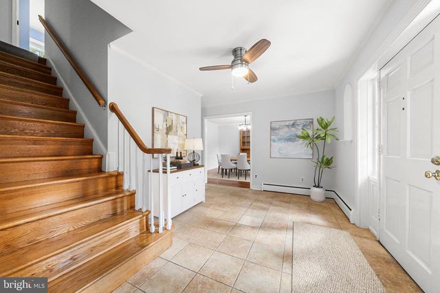 7851 MIDDAY LN, Alexandria, VA 22306