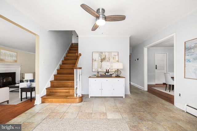 7851 MIDDAY LN, Alexandria, VA 22306
