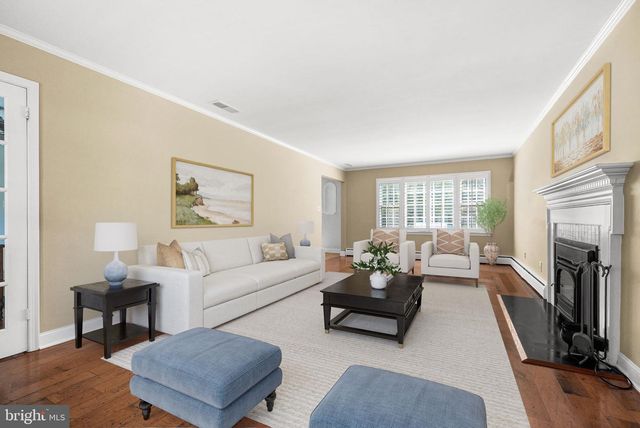 7851 MIDDAY LN, Alexandria, VA 22306