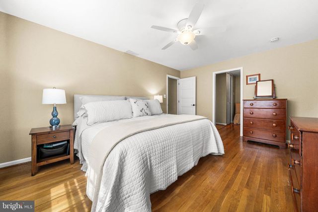 7851 MIDDAY LN, Alexandria, VA 22306