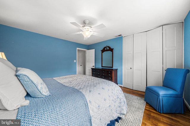 7851 MIDDAY LN, Alexandria, VA 22306