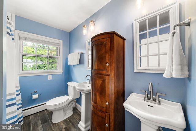 7851 MIDDAY LN, Alexandria, VA 22306
