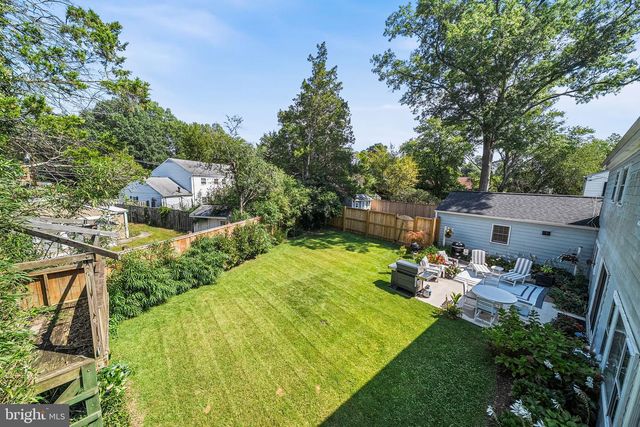 7851 MIDDAY LN, Alexandria, VA 22306