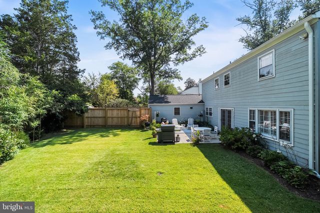 7851 MIDDAY LN, Alexandria, VA 22306