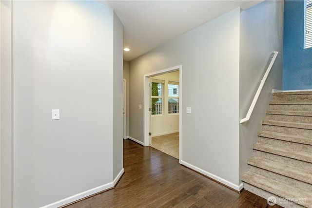 27434 210th Avenue SE, Maple Valley, WA 98038