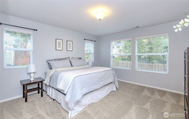 27434 210th Avenue SE, Maple Valley, WA 98038