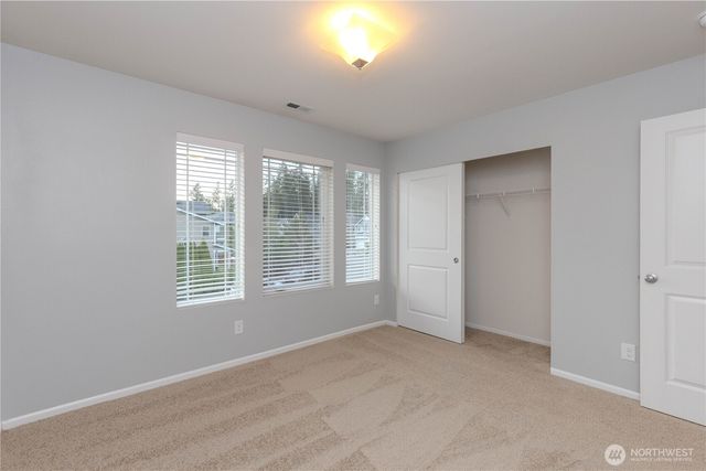 27434 210th Avenue SE, Maple Valley, WA 98038