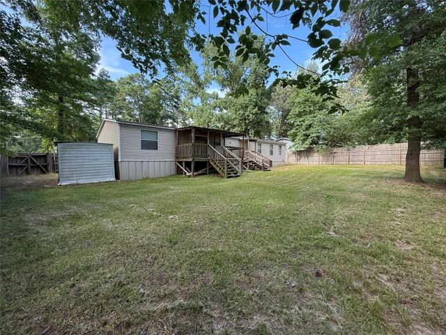 115 Knotty Pine, Chandler, TX 75758