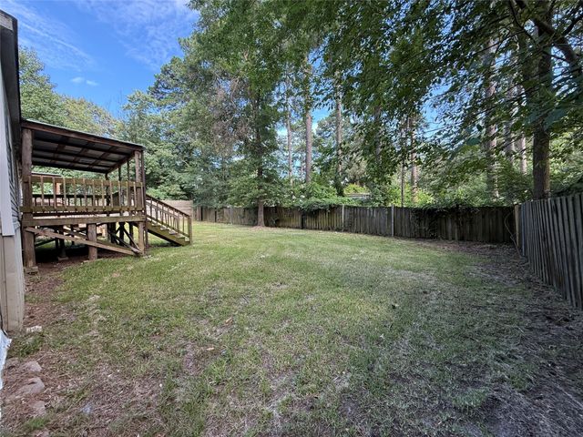 115 Knotty Pine, Chandler, TX 75758