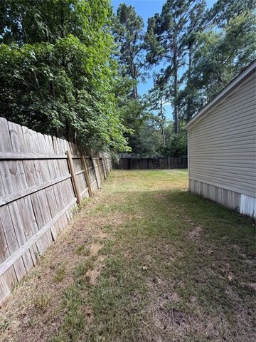 115 Knotty Pine, Chandler, TX 75758