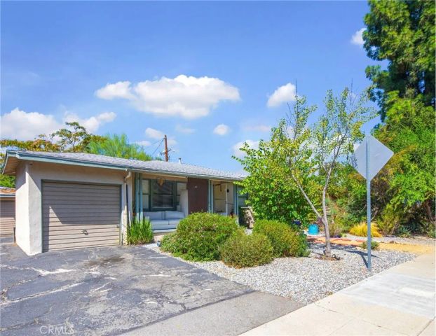 309 N Cambridge Avenue, Claremont, CA 91711