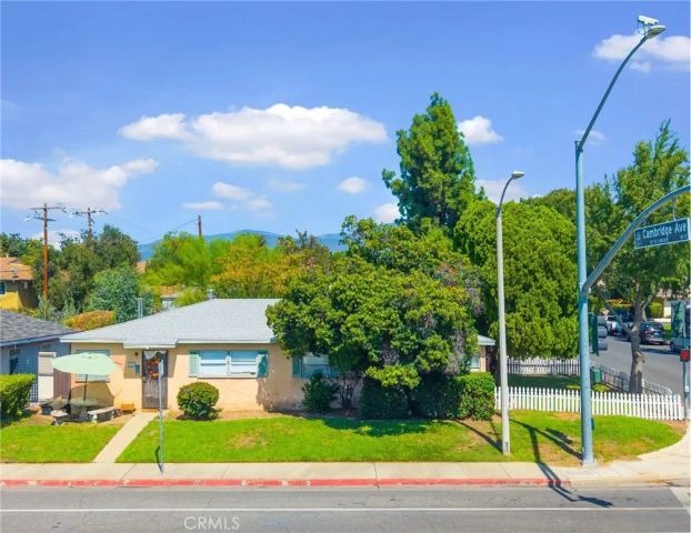 309 N Cambridge Avenue, Claremont, CA 91711