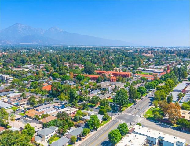 309 N Cambridge Avenue, Claremont, CA 91711