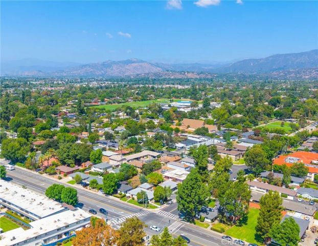 309 N Cambridge Avenue, Claremont, CA 91711