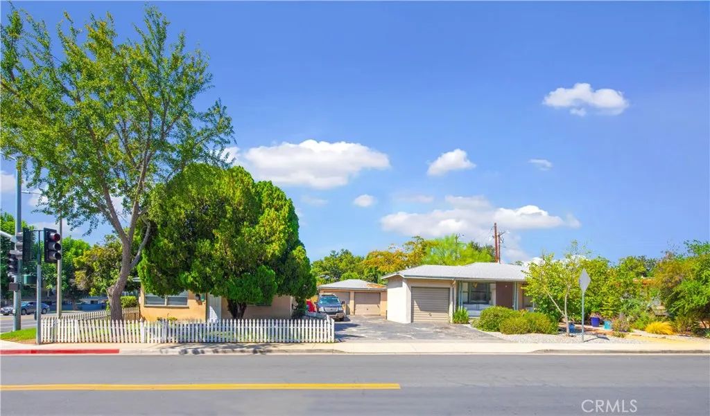 309 N Cambridge Avenue, Claremont, CA 91711