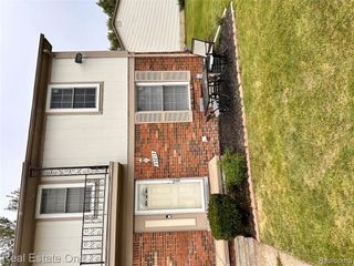 35253 Turner Drive, Sterling Heights, MI 48312