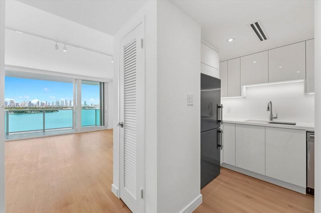 1000 West Ave 920, Miami Beach, FL 33139