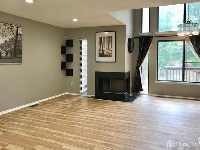 251 Sayre Drive, Plainsboro, NJ 08540