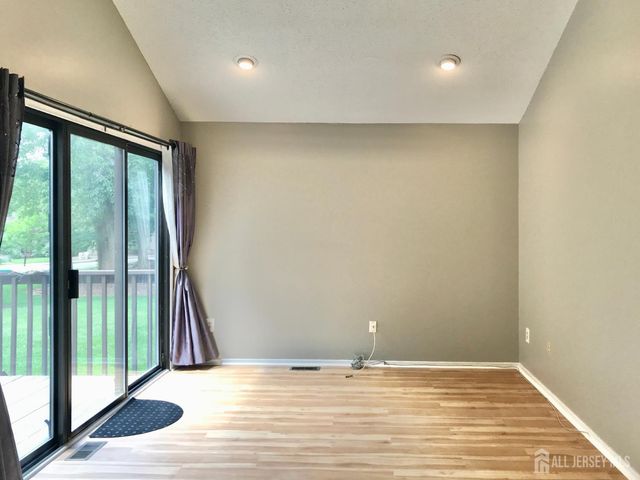 251 Sayre Drive, Plainsboro, NJ 08540