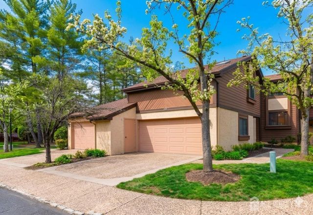 251 Sayre Drive, Plainsboro, NJ 08540