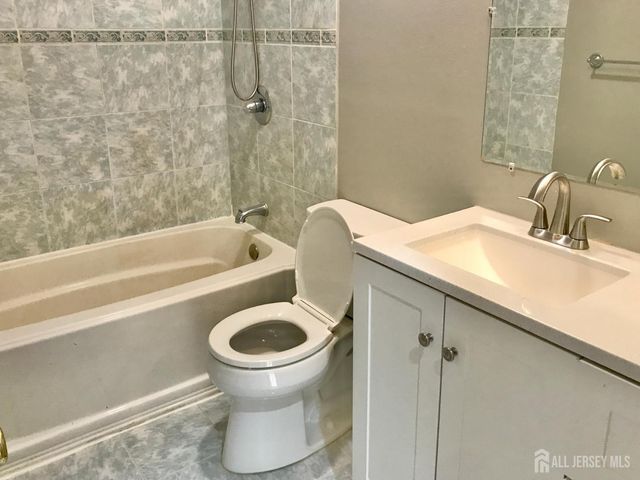 251 Sayre Drive, Plainsboro, NJ 08540