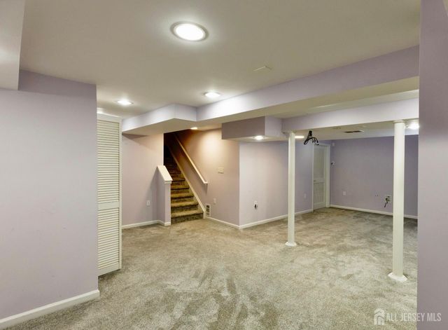 251 Sayre Drive, Plainsboro, NJ 08540