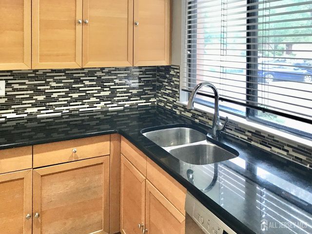 251 Sayre Drive, Plainsboro, NJ 08540