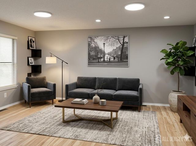 251 Sayre Drive, Plainsboro, NJ 08540