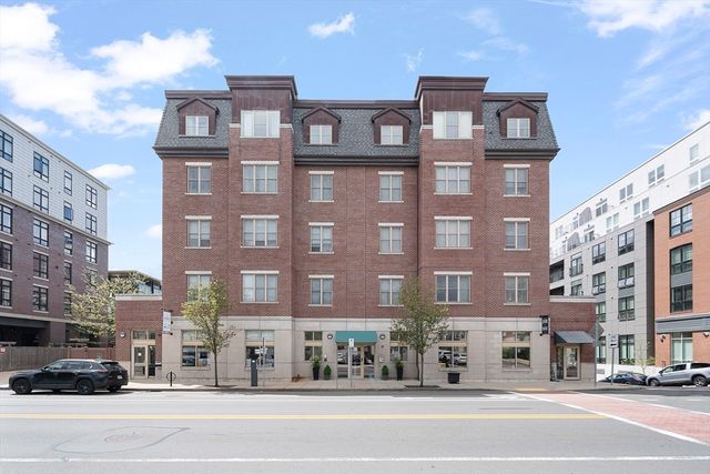 116-128 Rantoul Street 09, Beverly, MA 01915