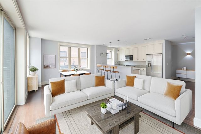 116-128 Rantoul Street 09, Beverly, MA 01915