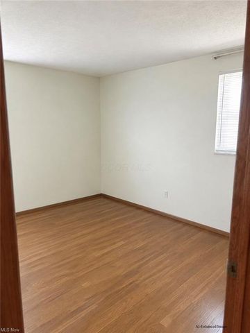 735 Maurine Drive, Columbus, OH 43228