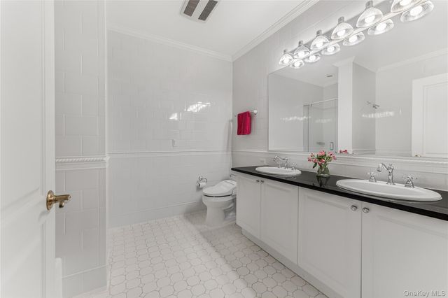 1 Scarsdale Road 321, Tuckahoe, NY 10707