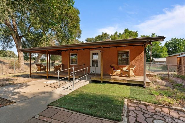 905 Damson Street, Pueblo, CO 81001