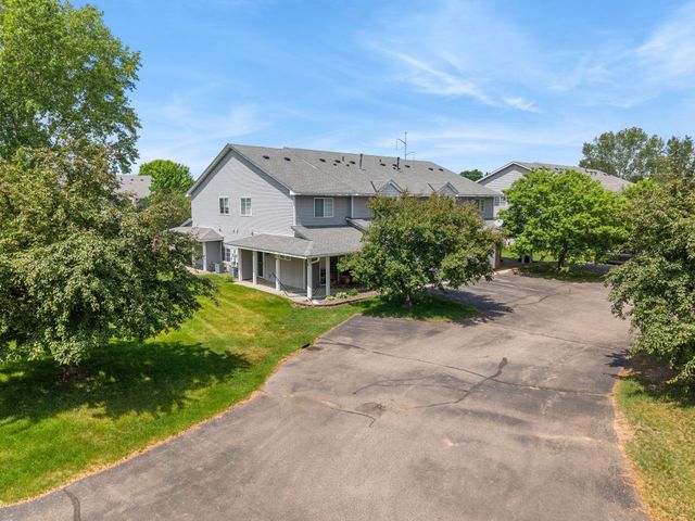 684 Oak Lane, Lino Lakes, MN 55014