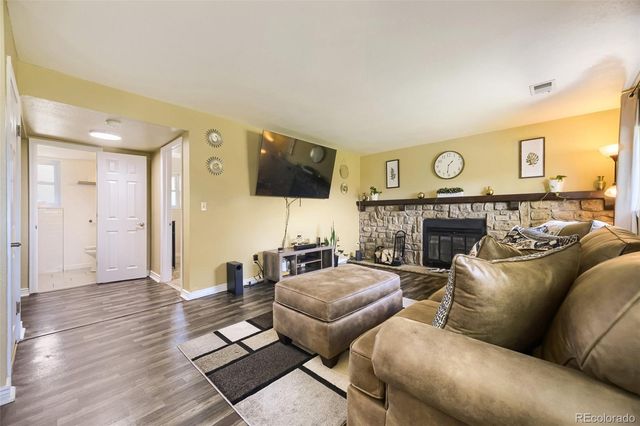 21678 E Powers Circle, Centennial, CO 80015