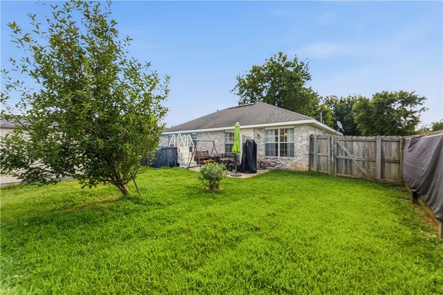 604 Bliss Circle, Centerton, AR 72719