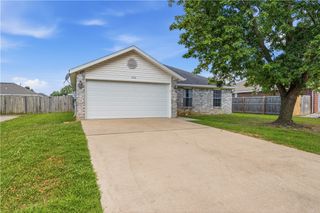 604 Bliss Circle, Centerton, AR 72719